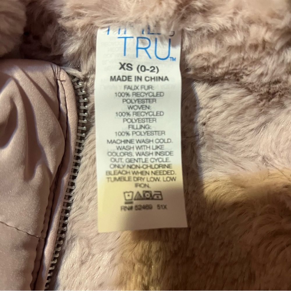 Time and Tru Light Pink Quilted Reversible Vest - Picture 5 of 5